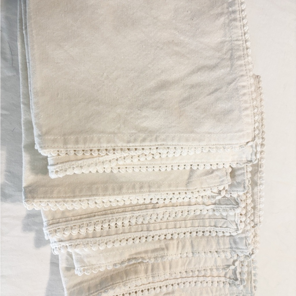 White Lace Trimmed Fabric Napkins. 18” x 18”. Off white. - Picture 2 of 5